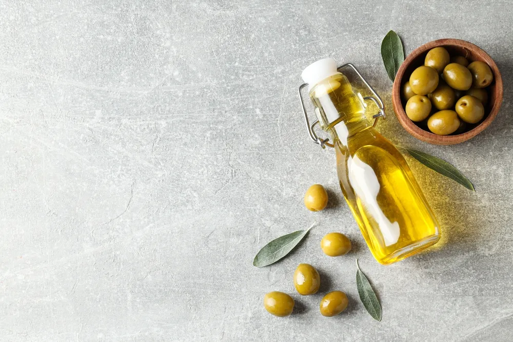 فواید مصرف روغن زیتون برای بهبود بواسیر و رفع یبوست